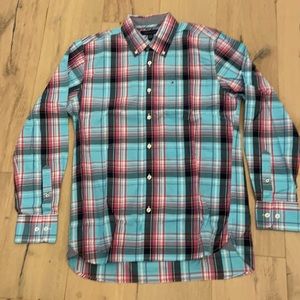 Tommy Hilfiger Size M Long Sleeve ButtonDown Shirt